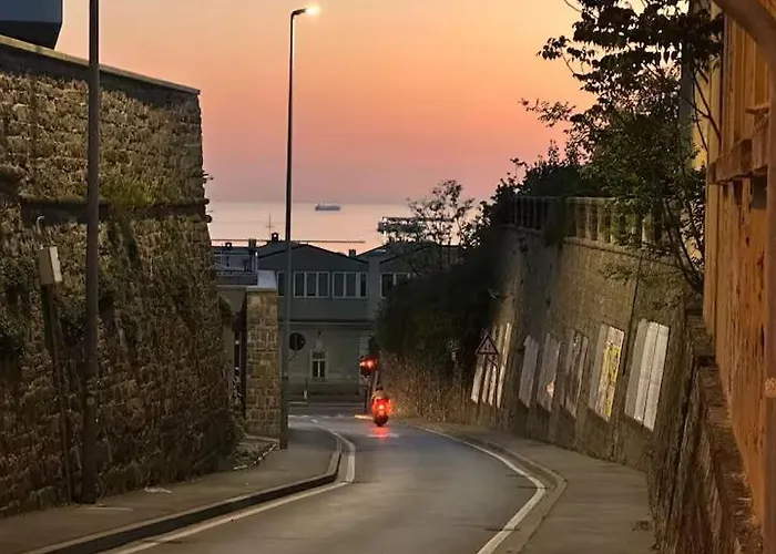 Apartman Lutomic Apartmant By The Sea *